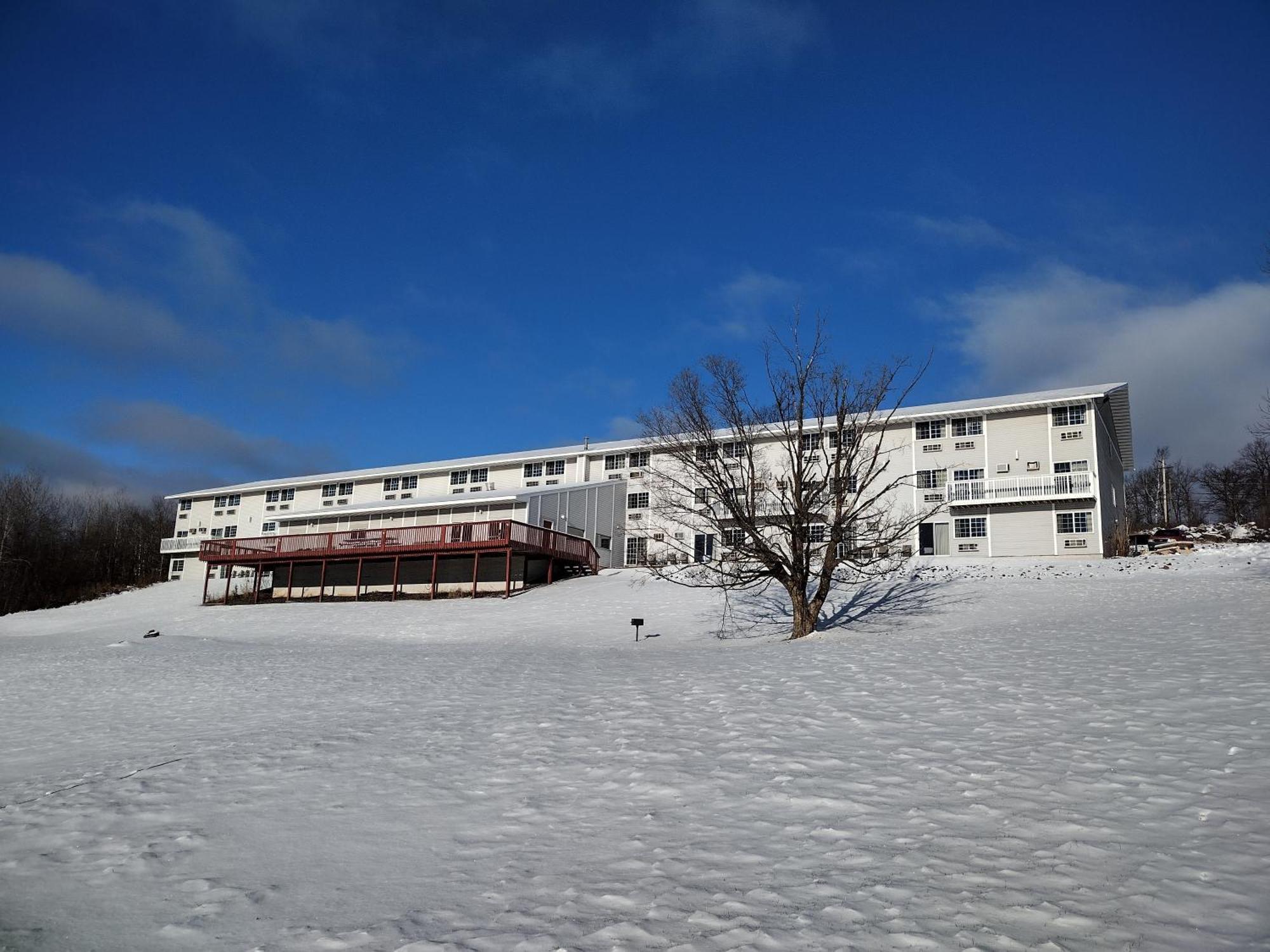Baymont By Wyndham Proctor Hotel 2*