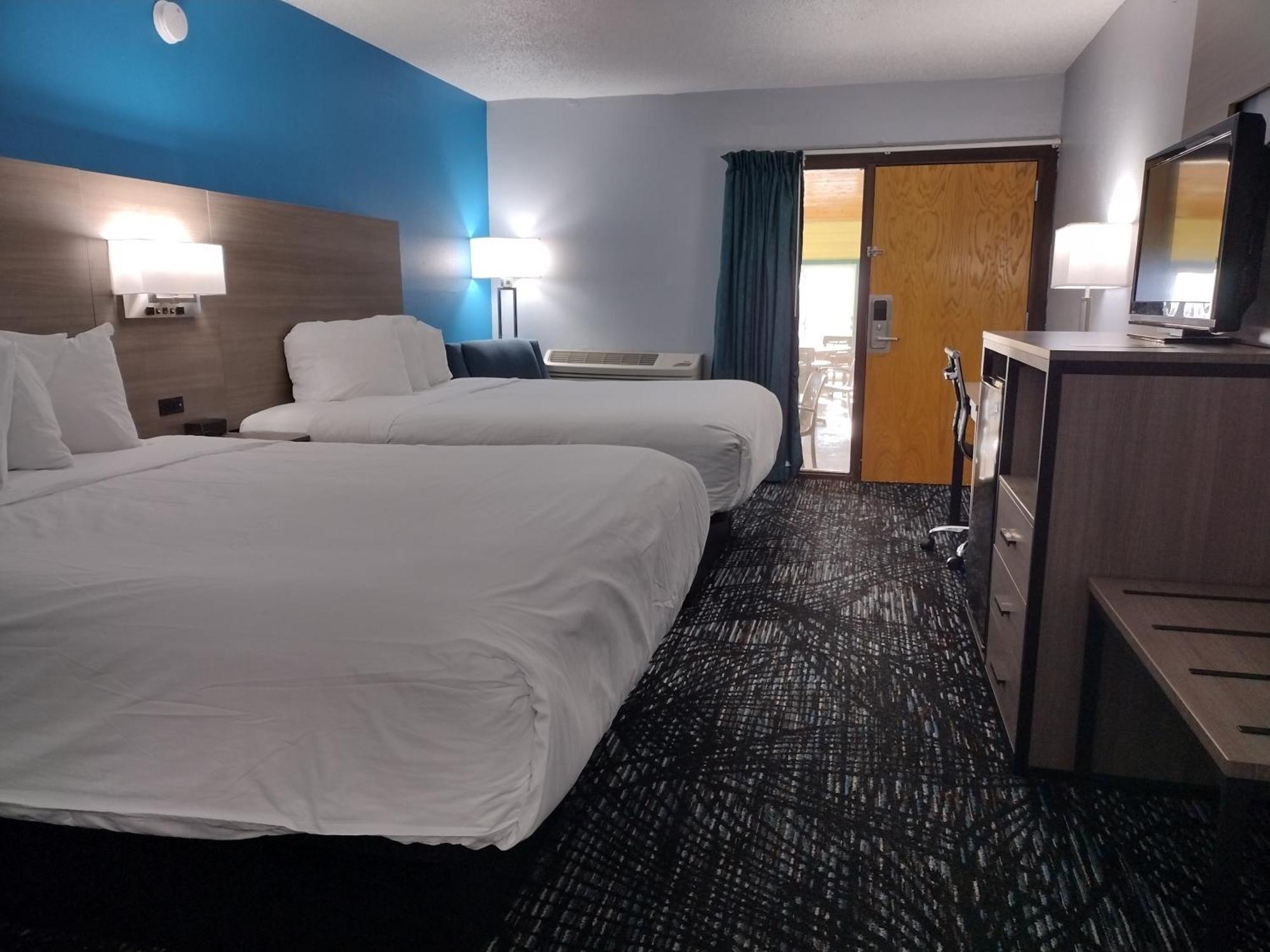 Baymont By Wyndham Proctor Hotel 2*