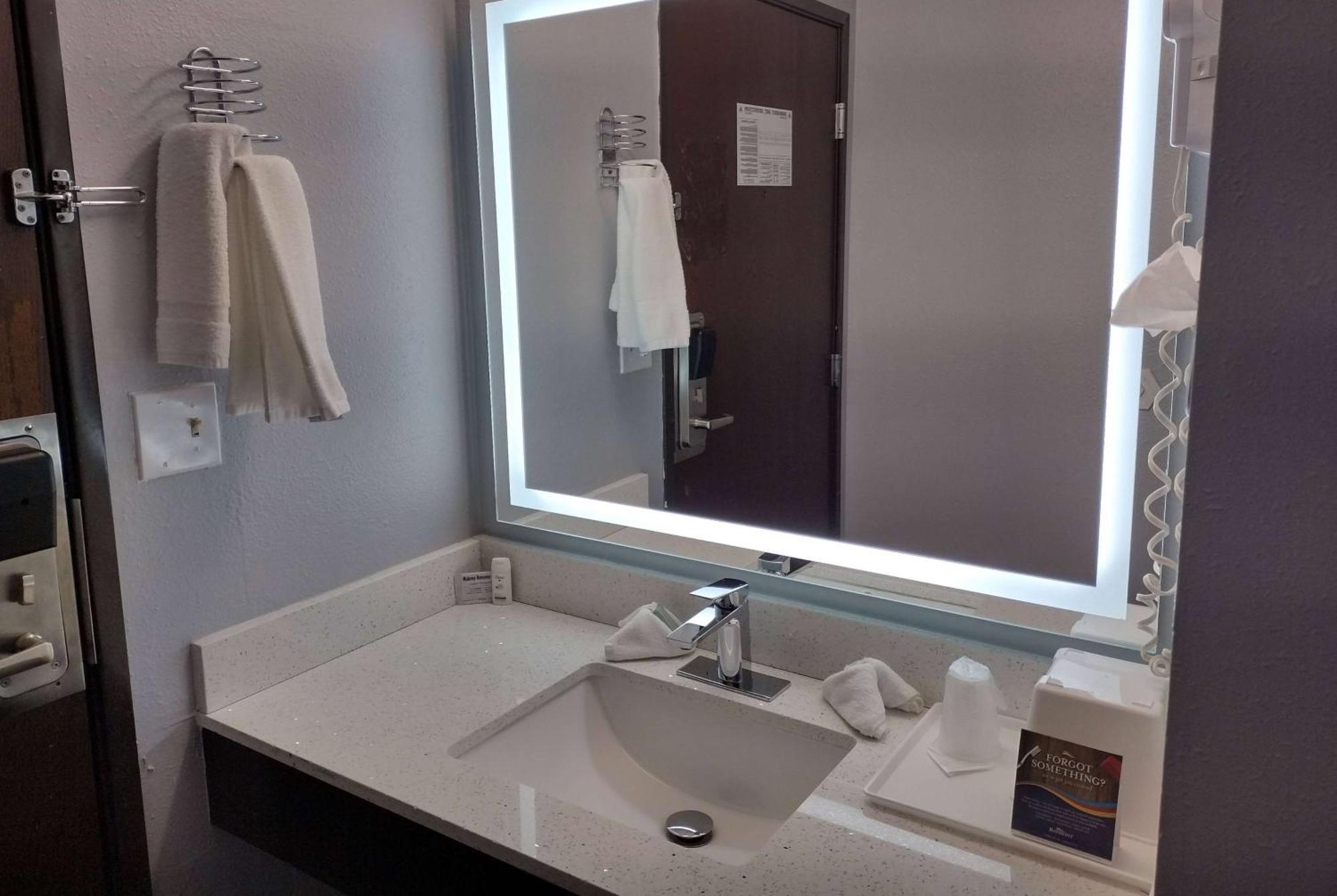 Baymont By Wyndham Proctor Hotel 2*